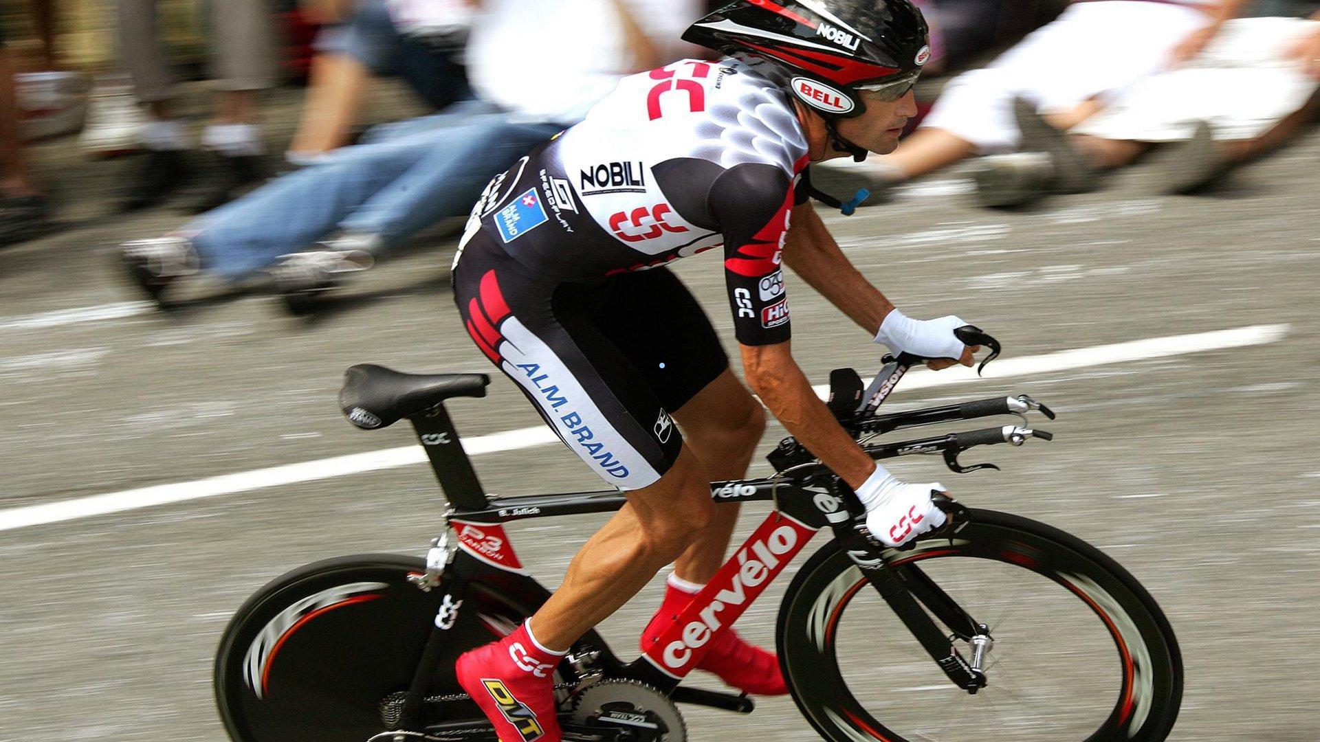 阿德巴约盛赞哈斯勒姆,领袖以身作则,清晨陪练点燃团队激情